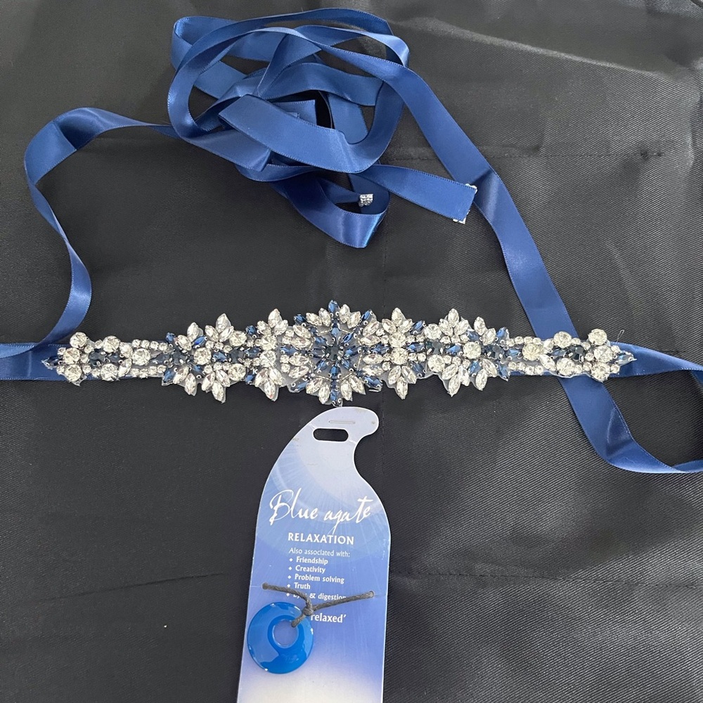 Blue Agate Relaxation pendant and Blue ribbon belt
